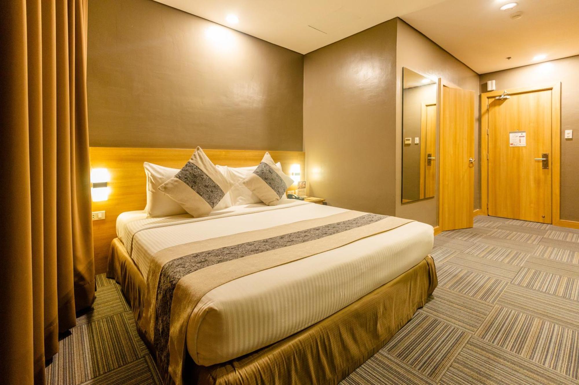 Madison 101 Hotel + Tower Quezon City Eksteriør billede