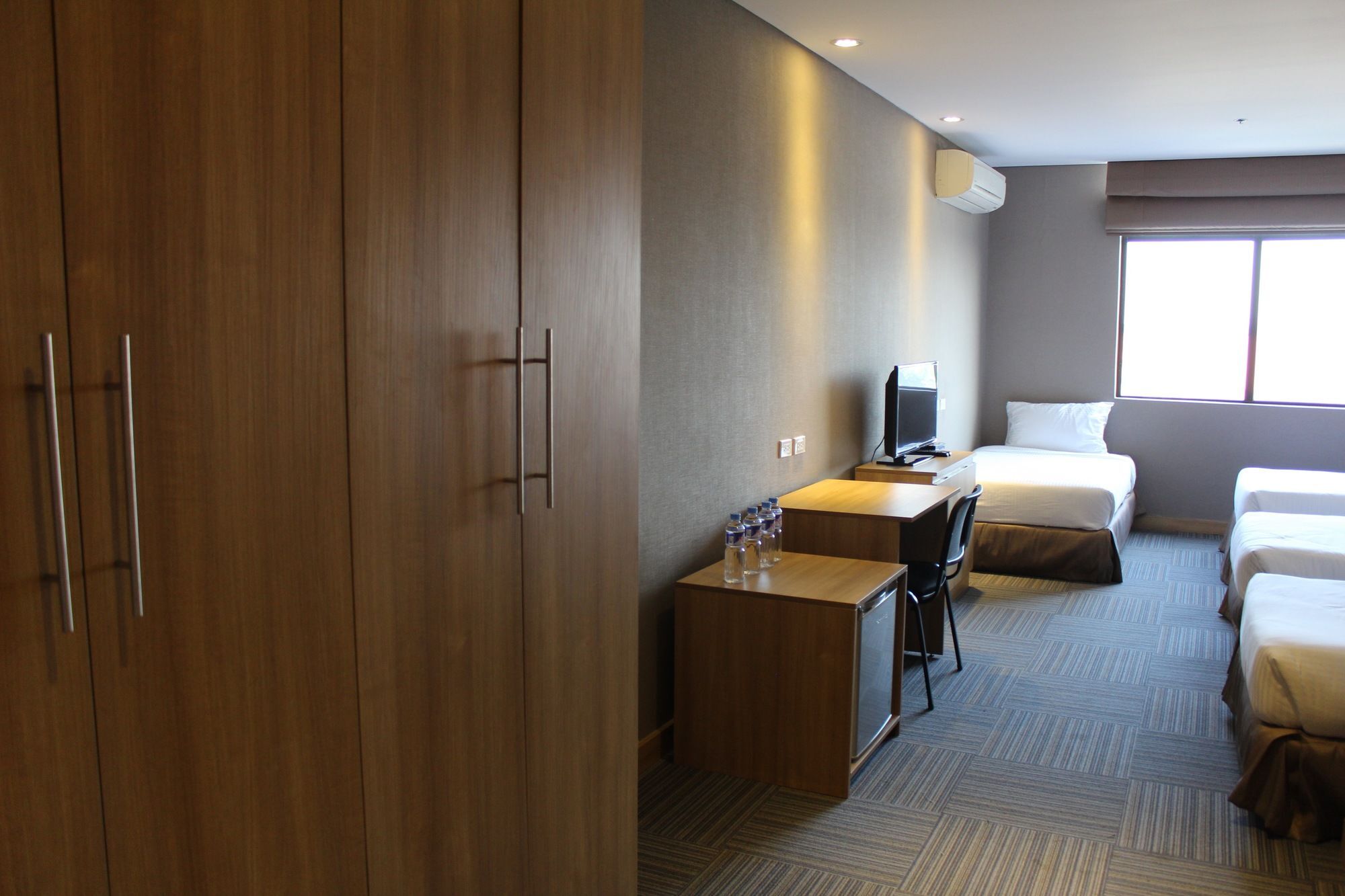 Madison 101 Hotel + Tower Quezon City Eksteriør billede