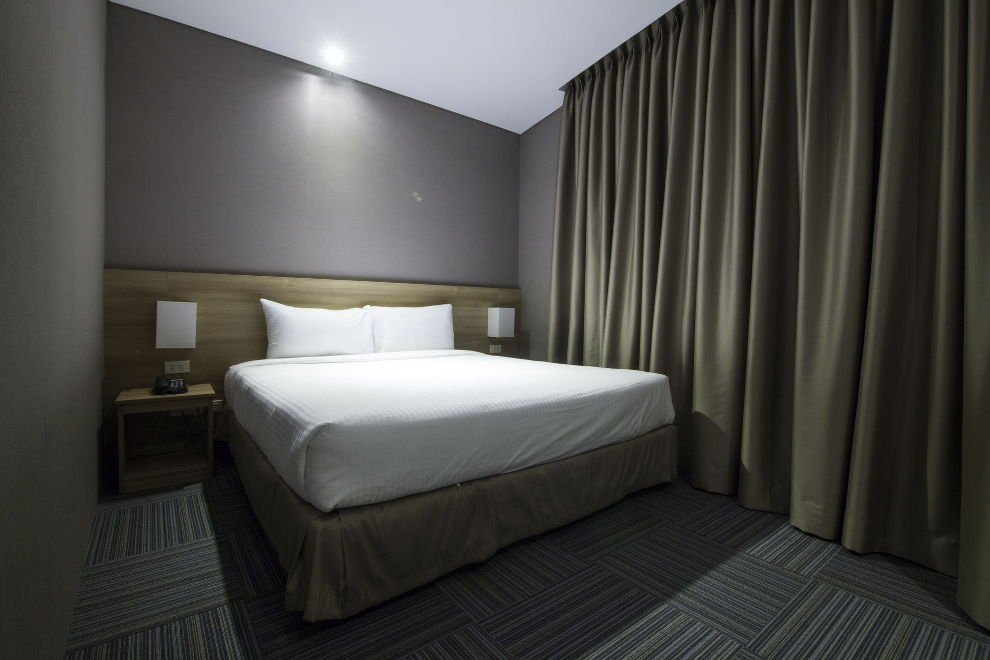 Madison 101 Hotel + Tower Quezon City Eksteriør billede